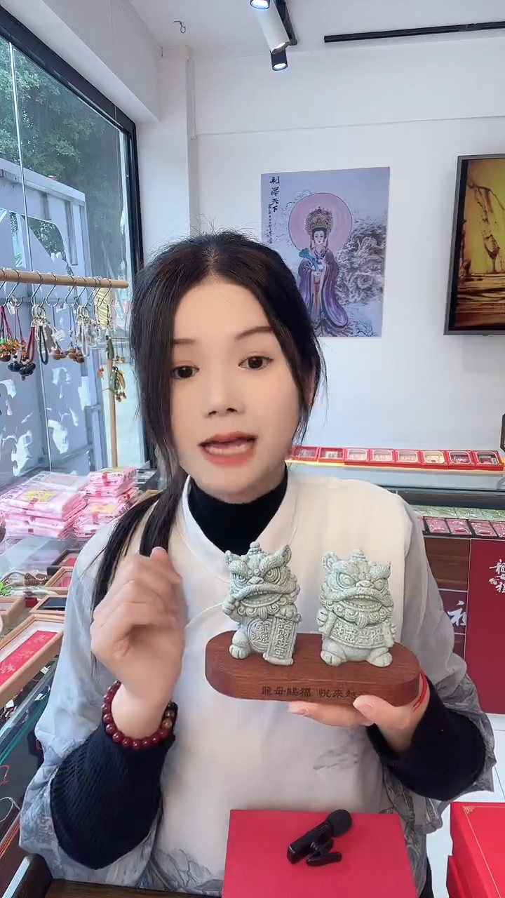 石材龙母吉物创意石雕摆件