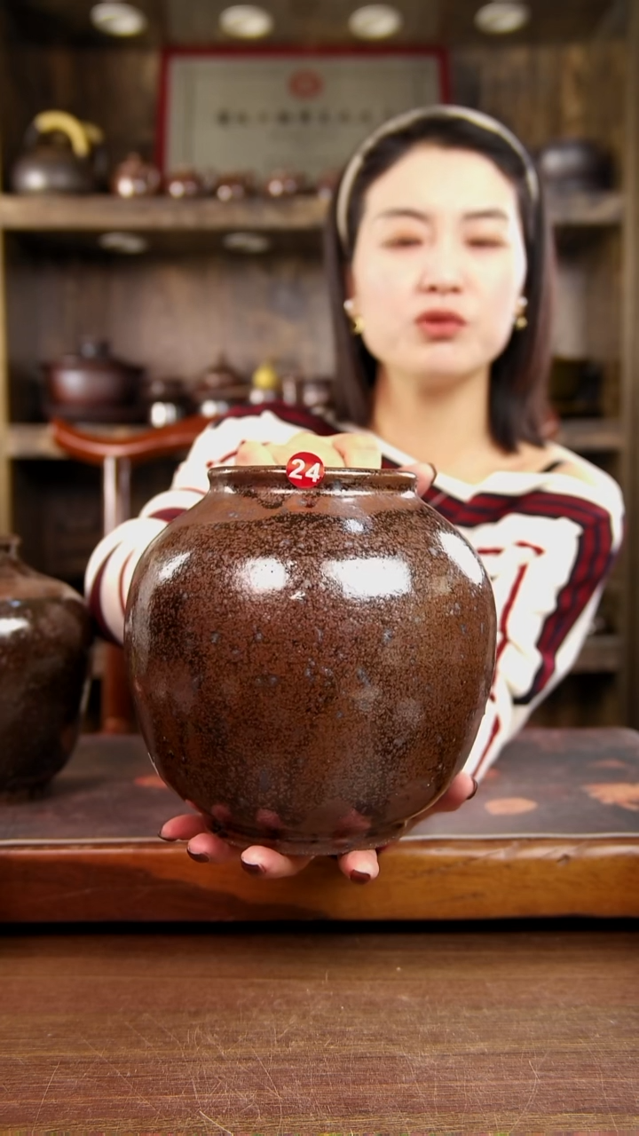 乘**年微瑕粗泥罐子不退不换