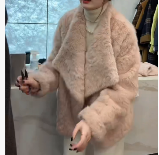 2025冬季时尚潮流百搭精品女装CCBY8