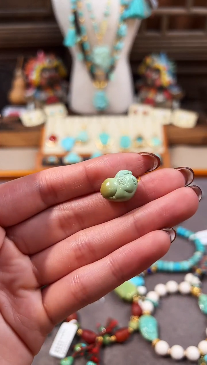 未镶嵌绿松石配饰唐马