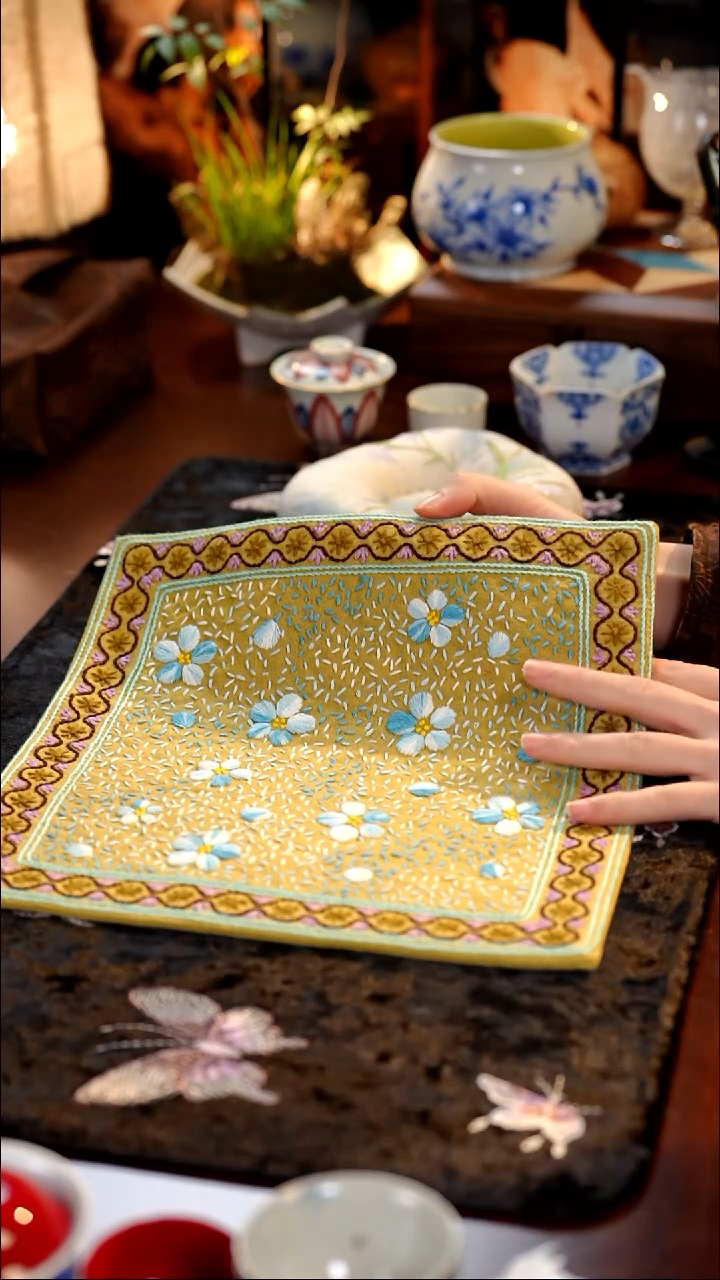 纯手工刺绣茶席··