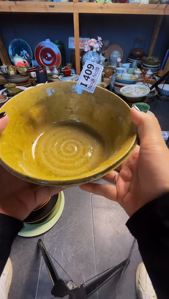 瓷片玛****?i409陶泥玻化手工大碗