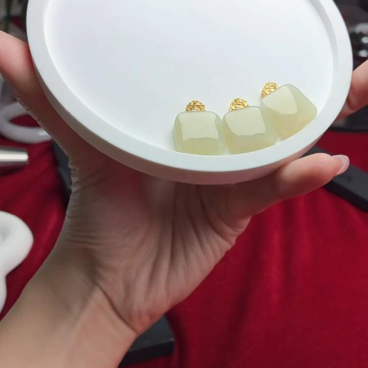 【胖胖推荐】天然和田玉-无事牌-多样性发一件-