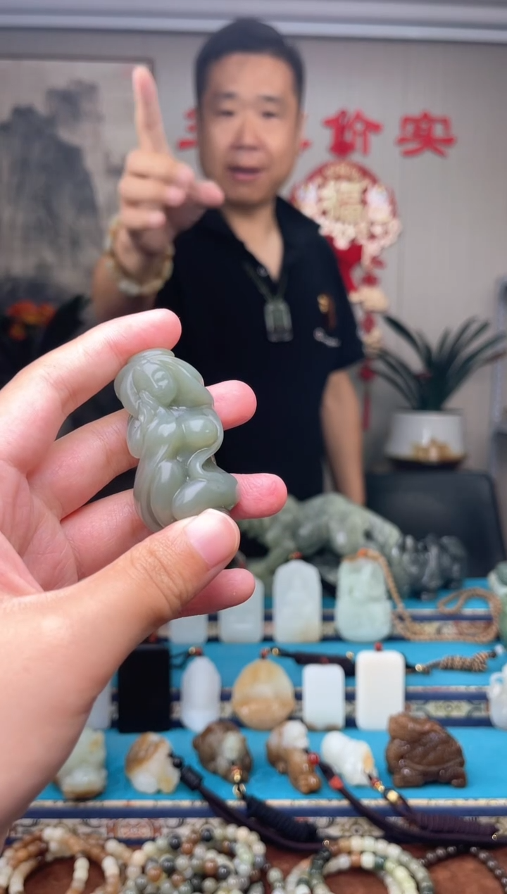 和田玉未镶嵌挂件1