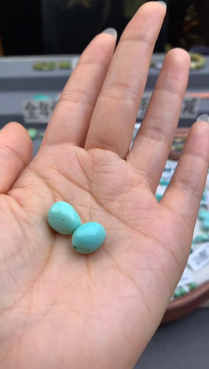 未镶嵌绿松石糖豆一对茜.n112