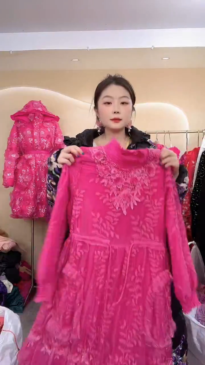 套头款玫红色连衣裙大码【140-165斤】