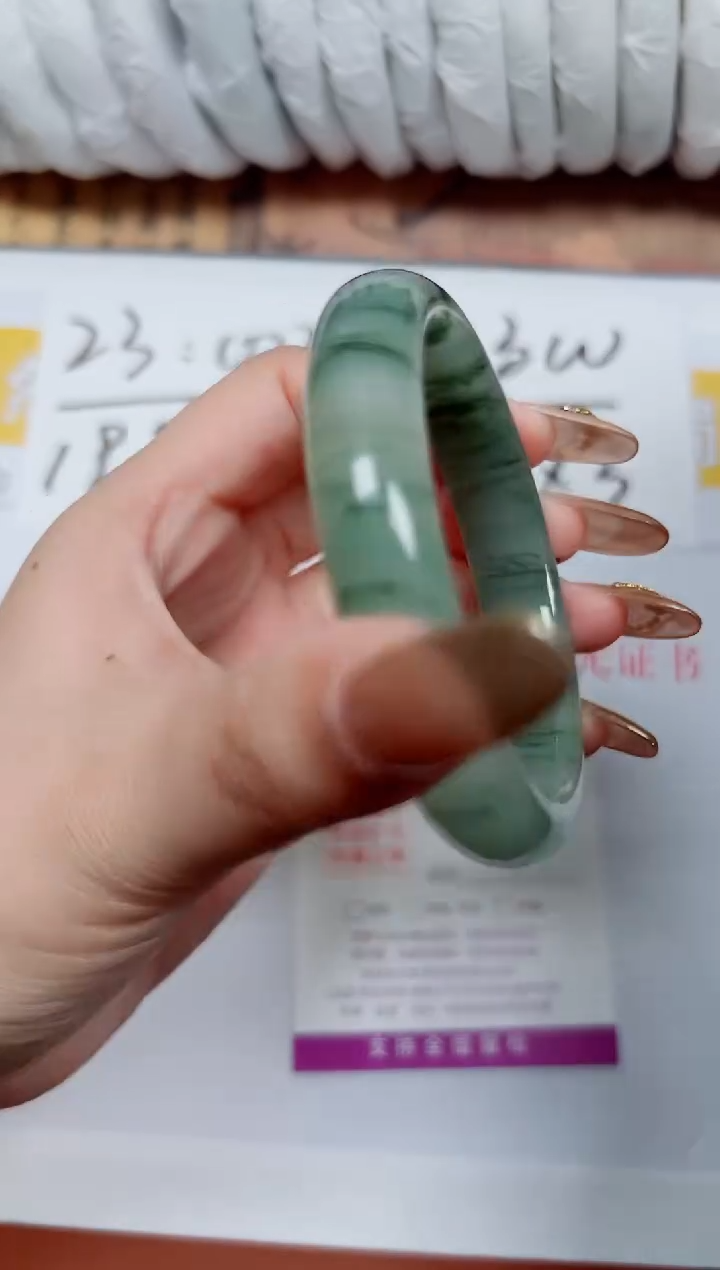 【闪购商品】石英质玉手镯未镶嵌K212-54