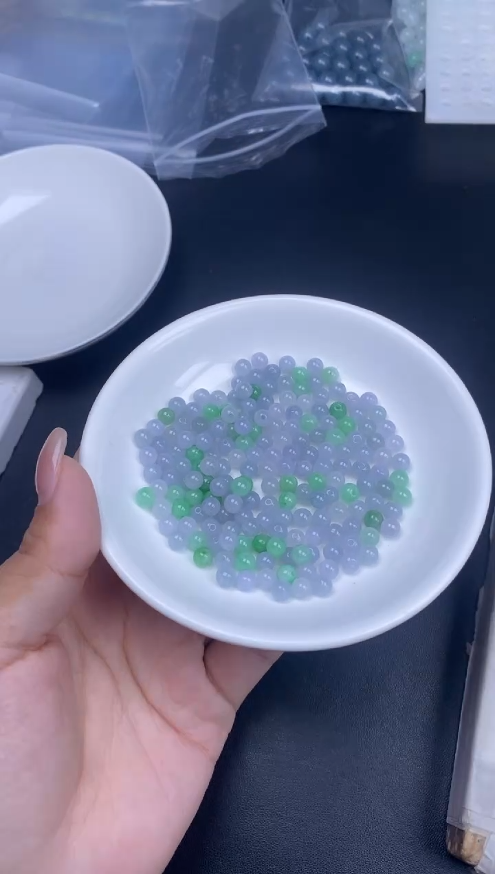 颈饰未镶嵌翡翠Y**o翡翠散珠diy