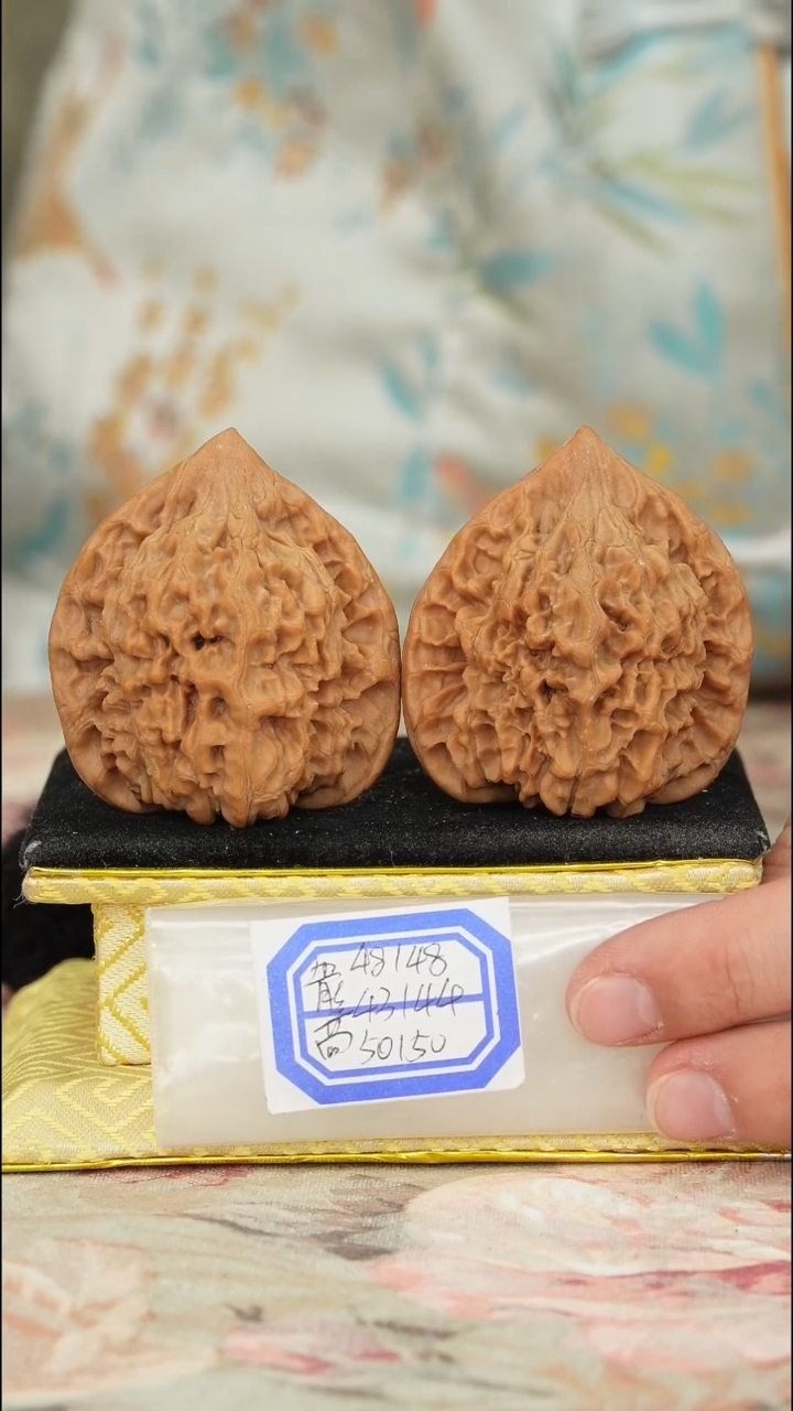 【闪购商品】文玩核桃把件官帽
