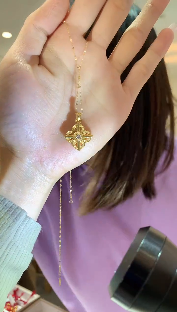 【闪购商品】18K金吊坠(不含链)吊坠         