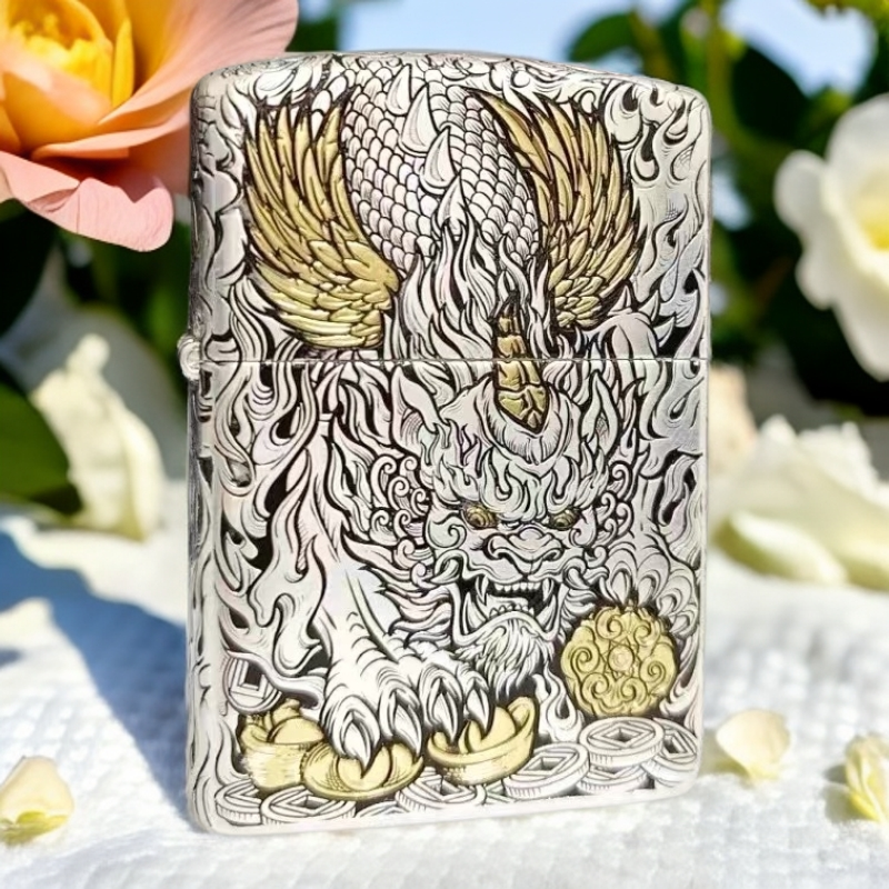 ZIPPO个性银色盔甲机复古打火机貔貅镀银双色盔甲之宝防风手雕