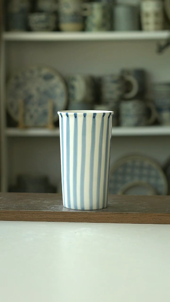 微瑕画釉淡蓝可乐杯400ml@4-2@
