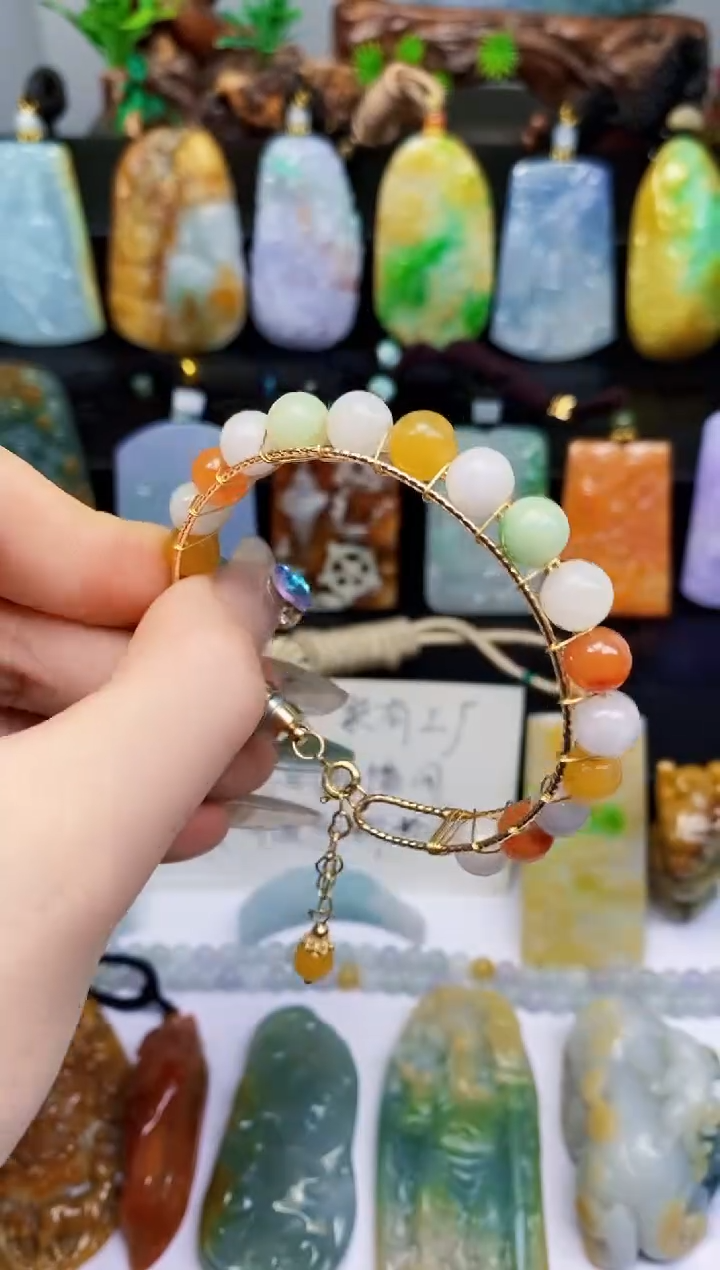 【闪购商品】翡翠颈饰未镶嵌A货翡翠