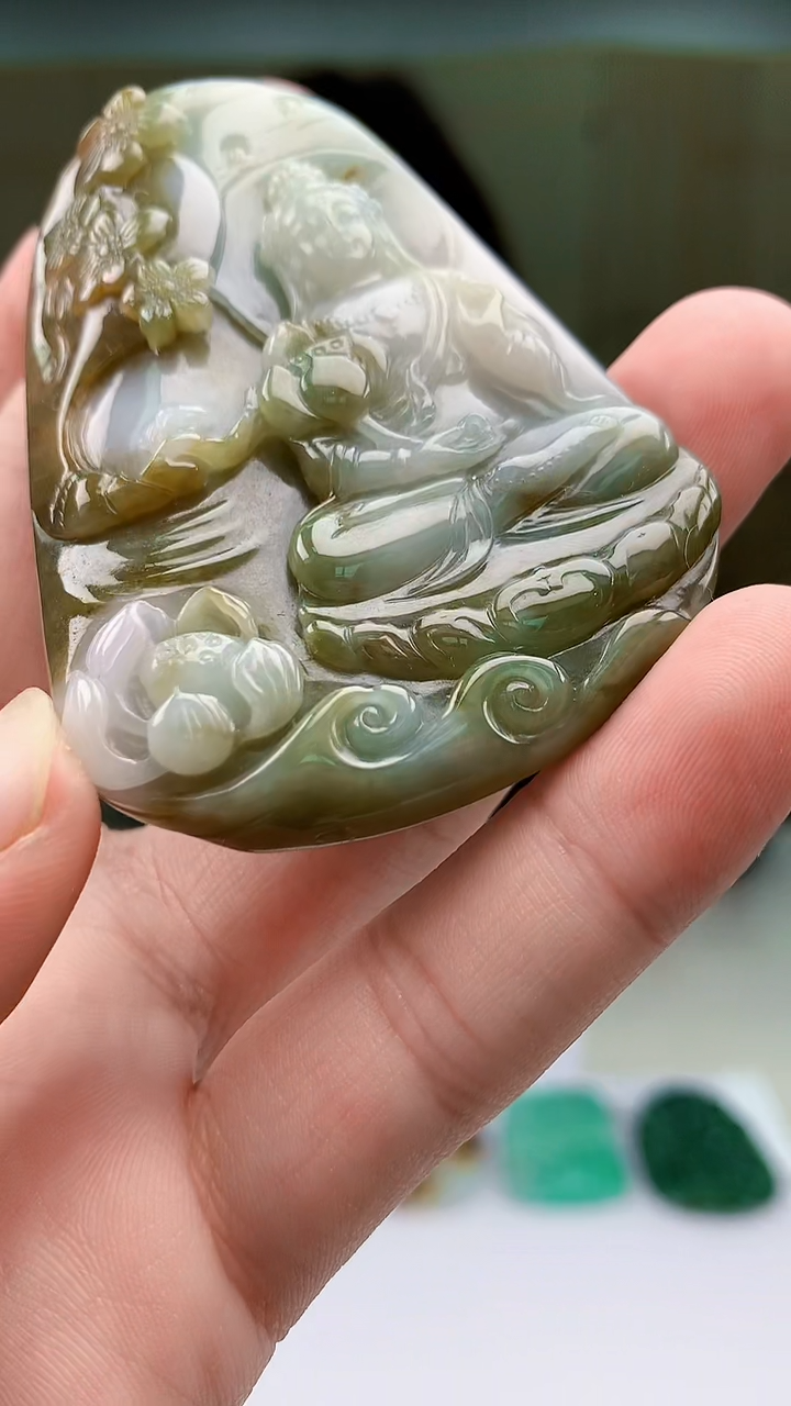 【闪购商品】定制翡翠未镶嵌4829bb-毛货挂件