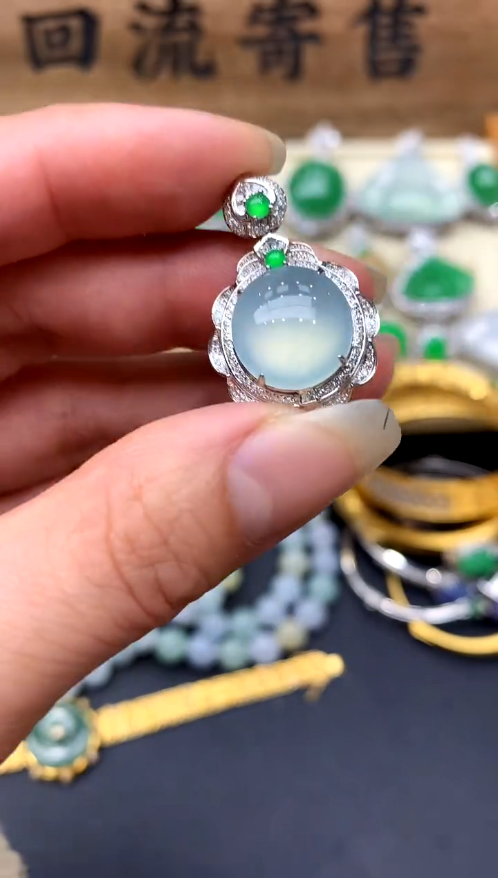 【闪购商品】翡翠颈饰18K金镶嵌386-中国好珍宝