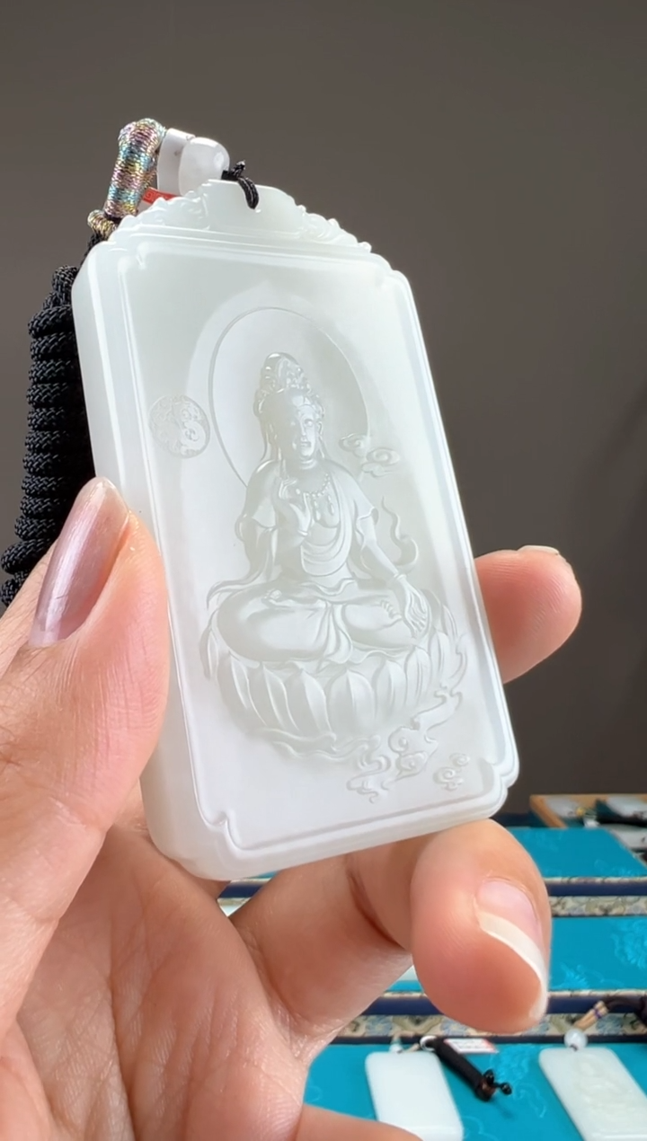 【闪购商品】和田玉颈饰未镶嵌1