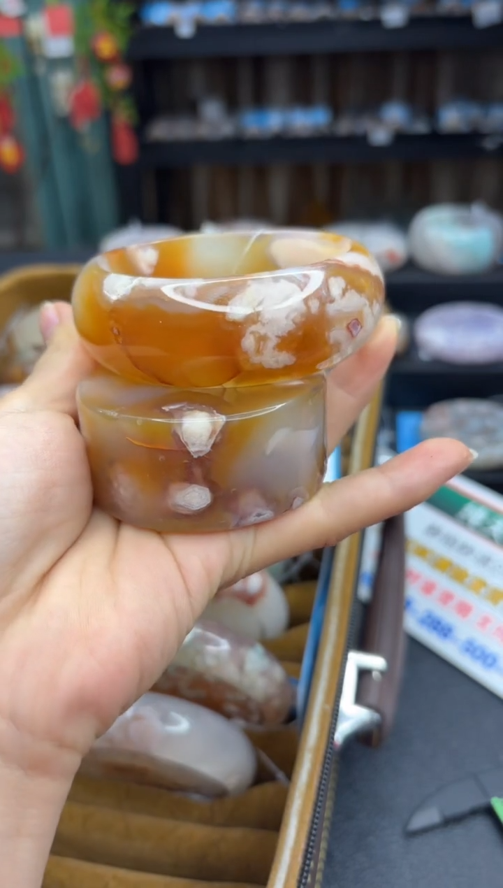 【闪购商品】石英质玉手镯未镶嵌988（62圈赠送镯心）