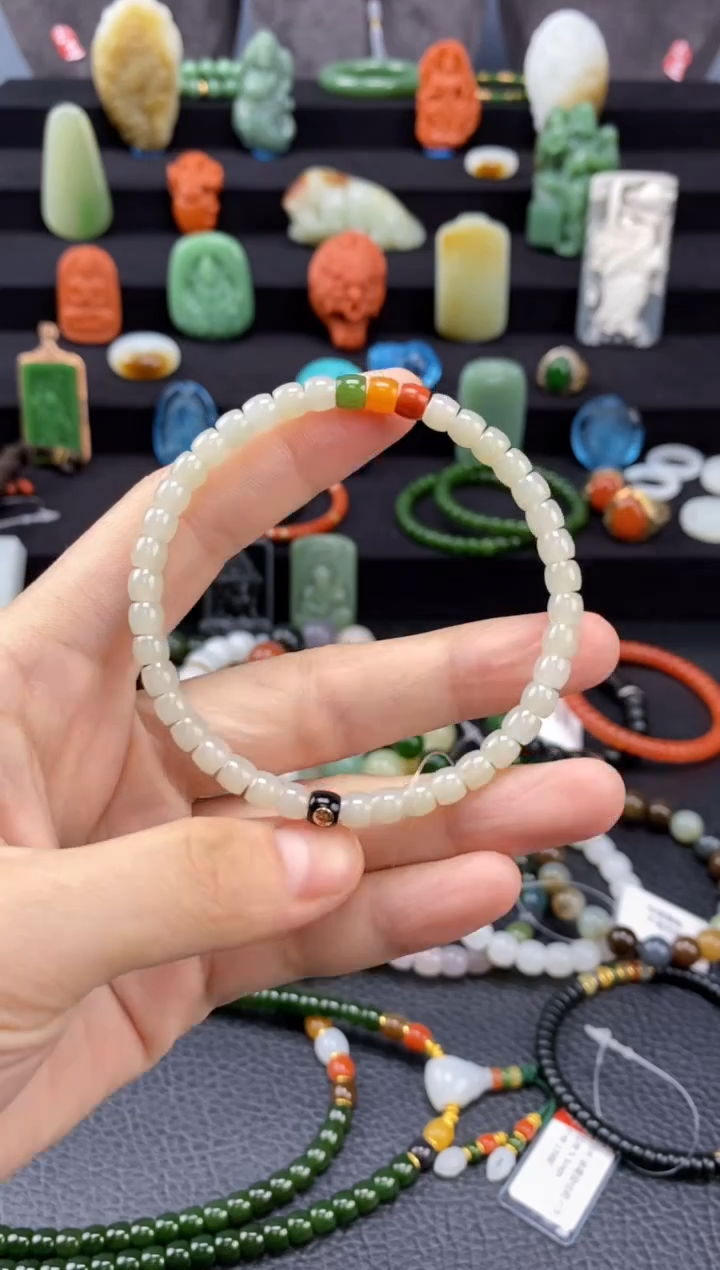 【闪购商品】和田玉-未镶嵌5mm彩版极致弧手串