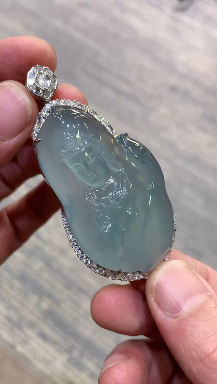 颈饰未镶嵌翡翠天然A货翡翠