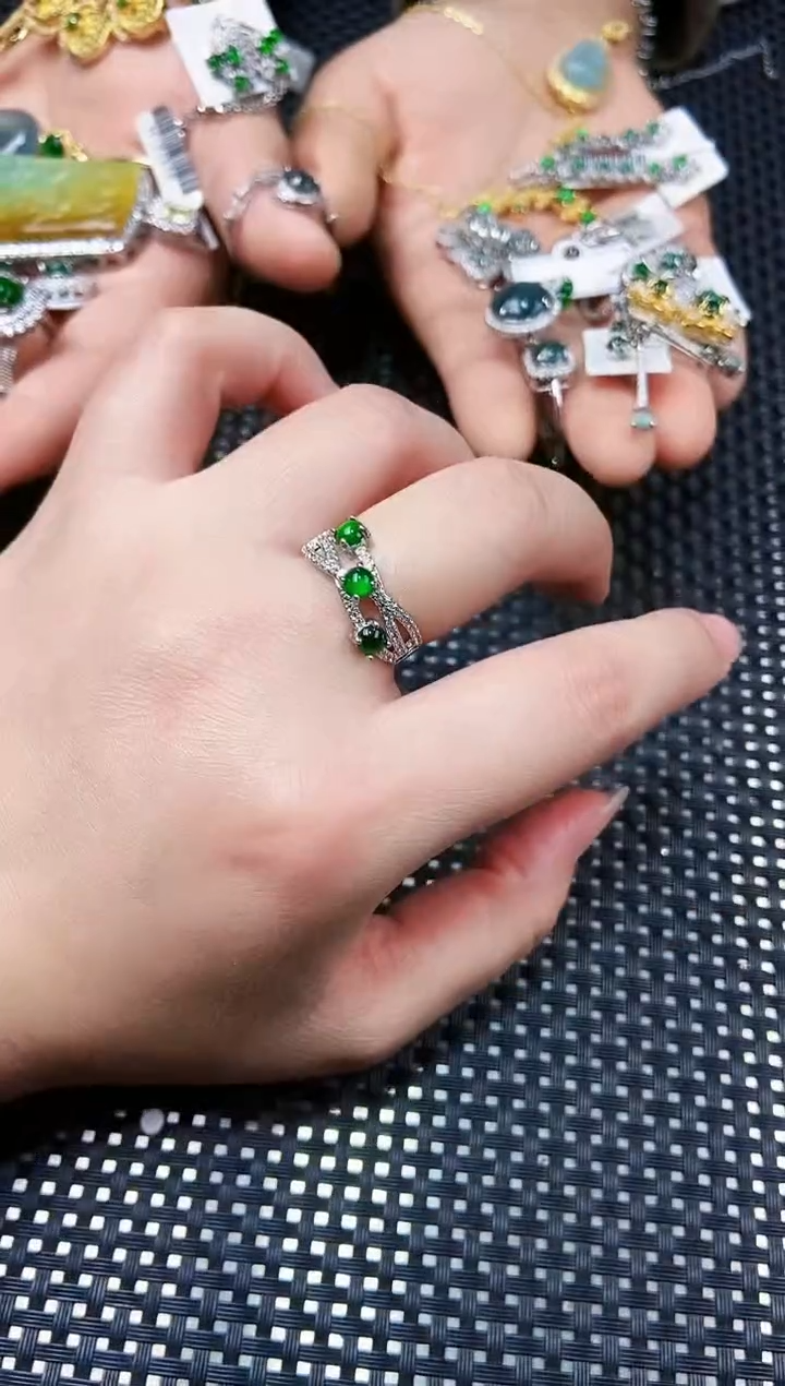 【闪购商品】翡翠戒指未镶嵌111111111