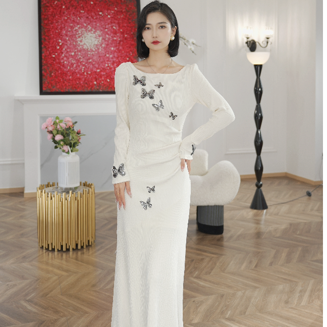 JUU【慕雪】秋冬新款收腰显瘦连衣裙-M-40597