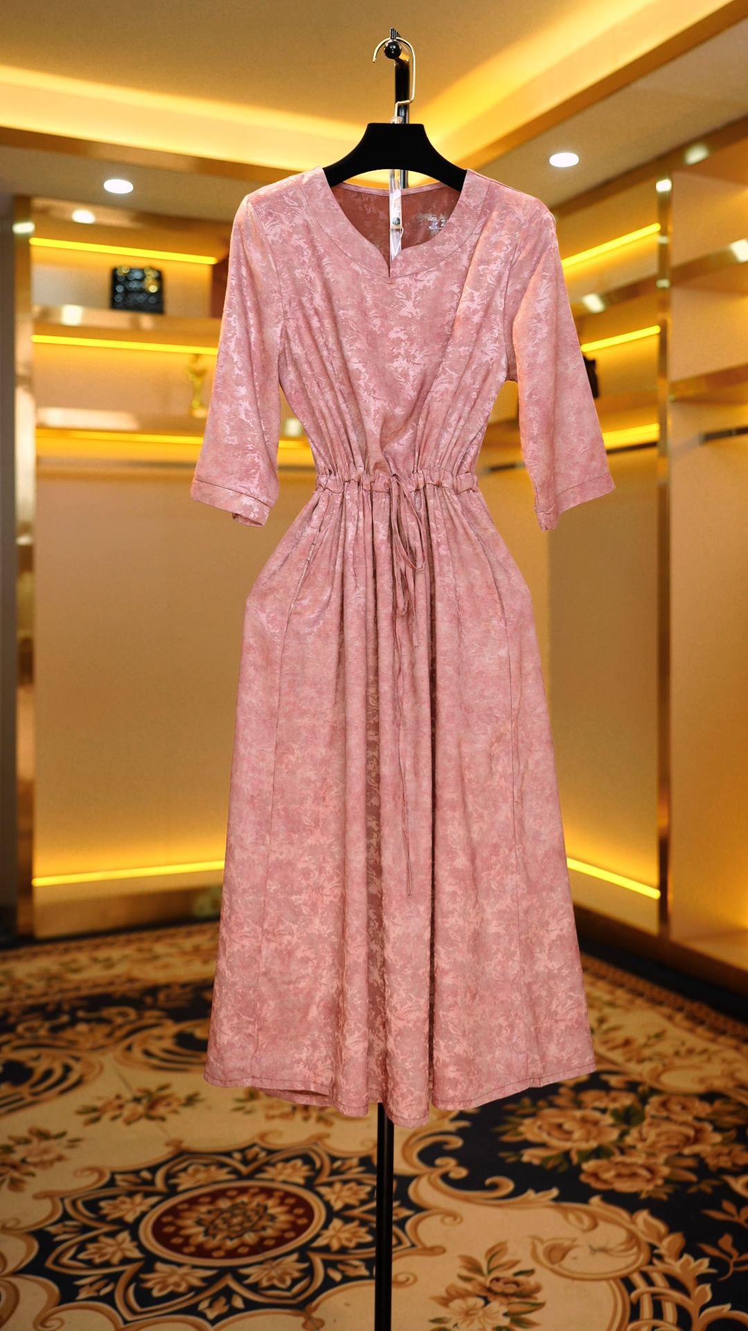 【运费补贴】1434-1 粉色中高端专柜款气质显瘦连衣裙