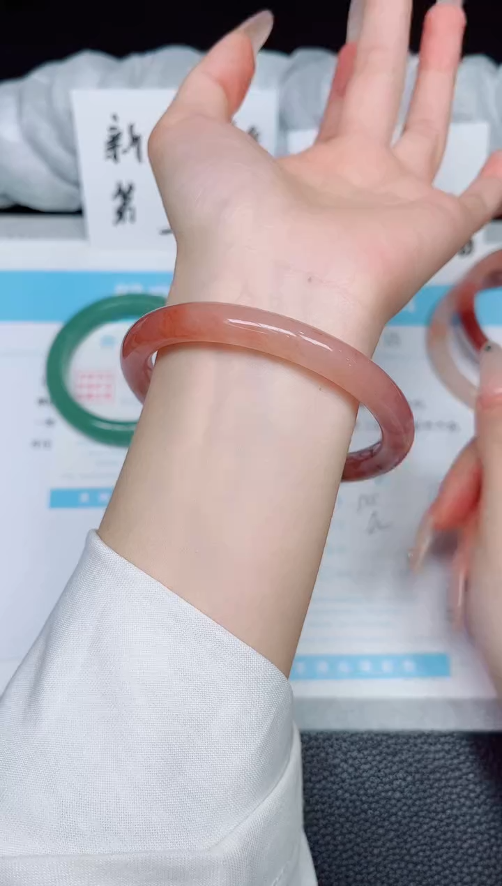 石英质玉手镯未镶嵌135-62