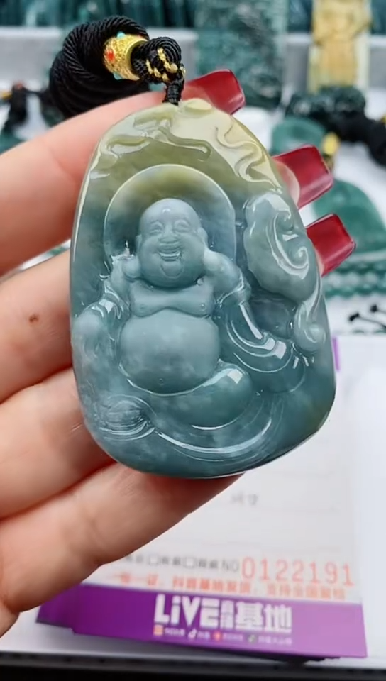 【闪购商品】翡翠颈饰未镶嵌              