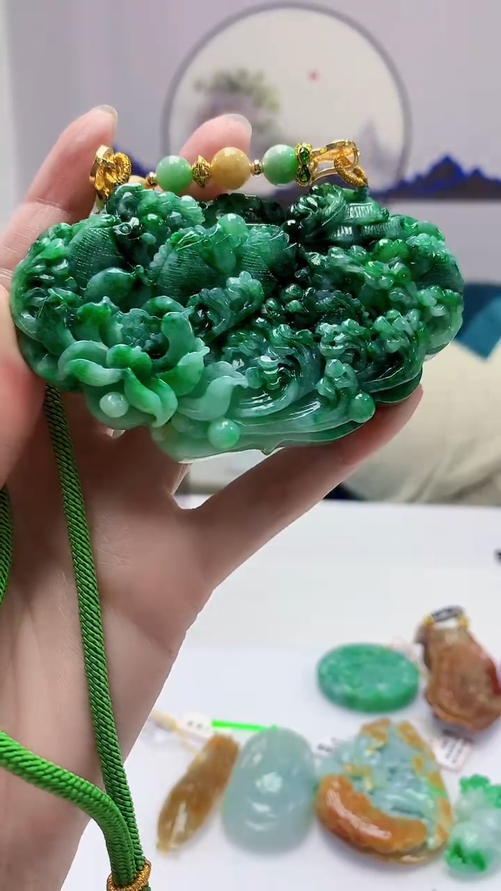 定制翡翠未镶嵌5060zm-毛货挂件185和和美美