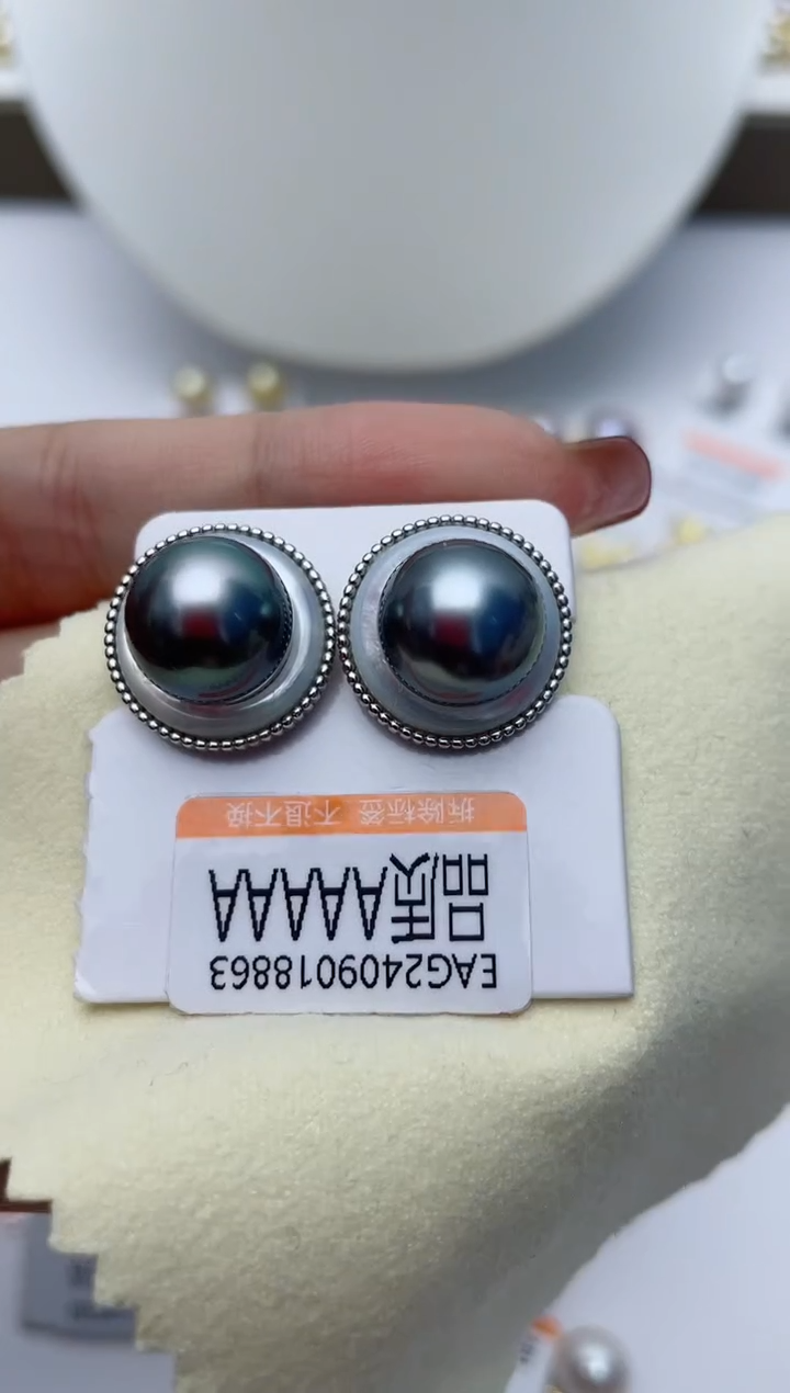 【闪购商品】海水珍珠耳饰银S925镶嵌W27