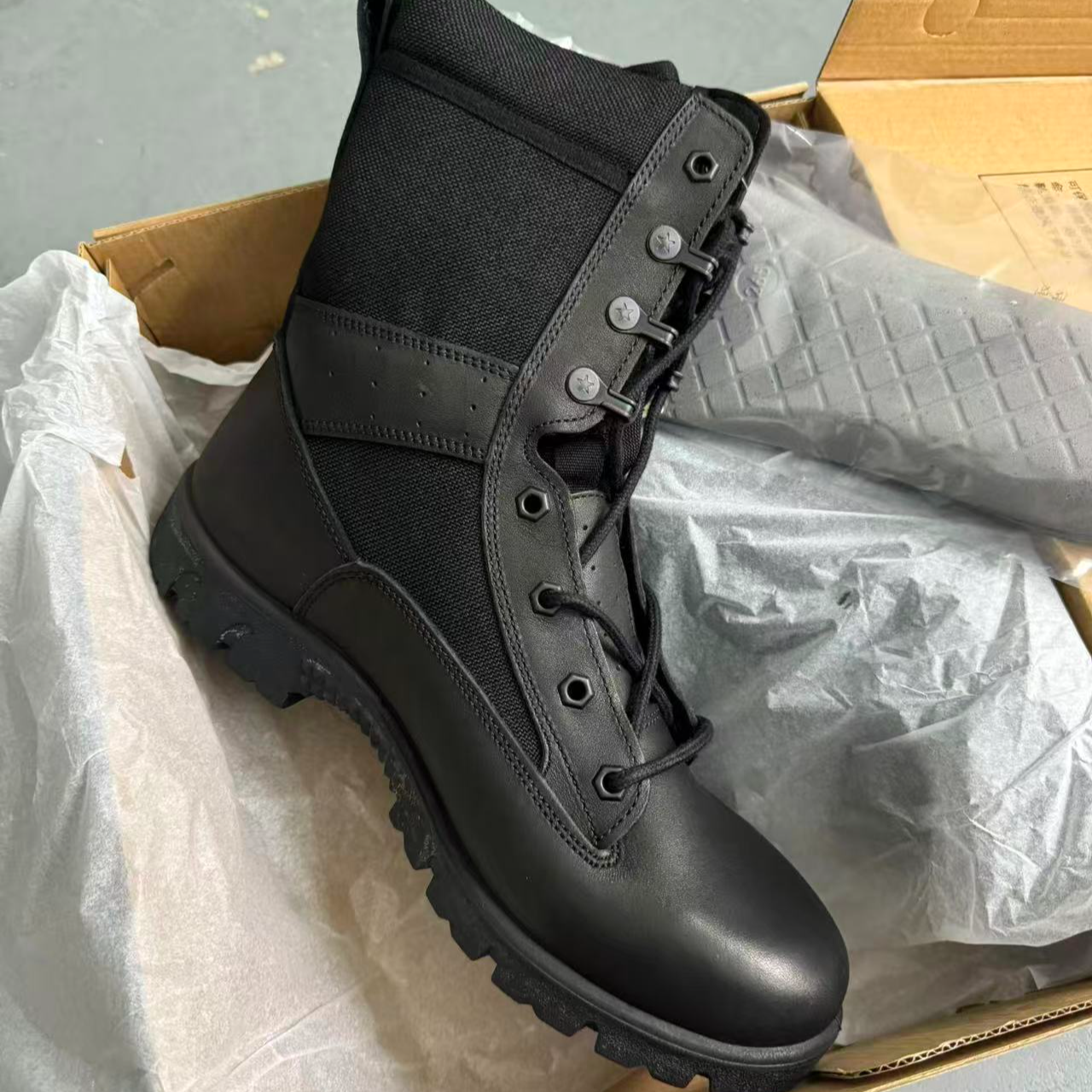 靴子款式户外高帮增高男靴夏季登山鞋男士马丁靴