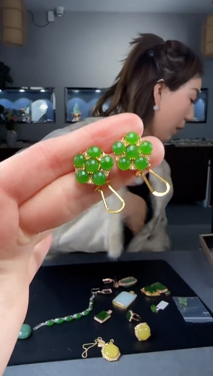 【闪购商品】和田玉耳钉银S925镶嵌1