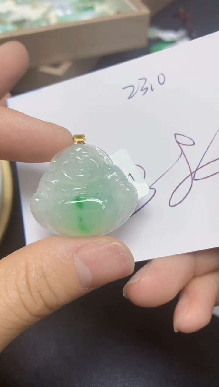 【闪购商品】翡翠18K金镶嵌挂件天然翡翠A货