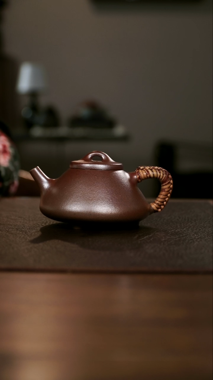 茶壶紫砂子冶竹编工艺