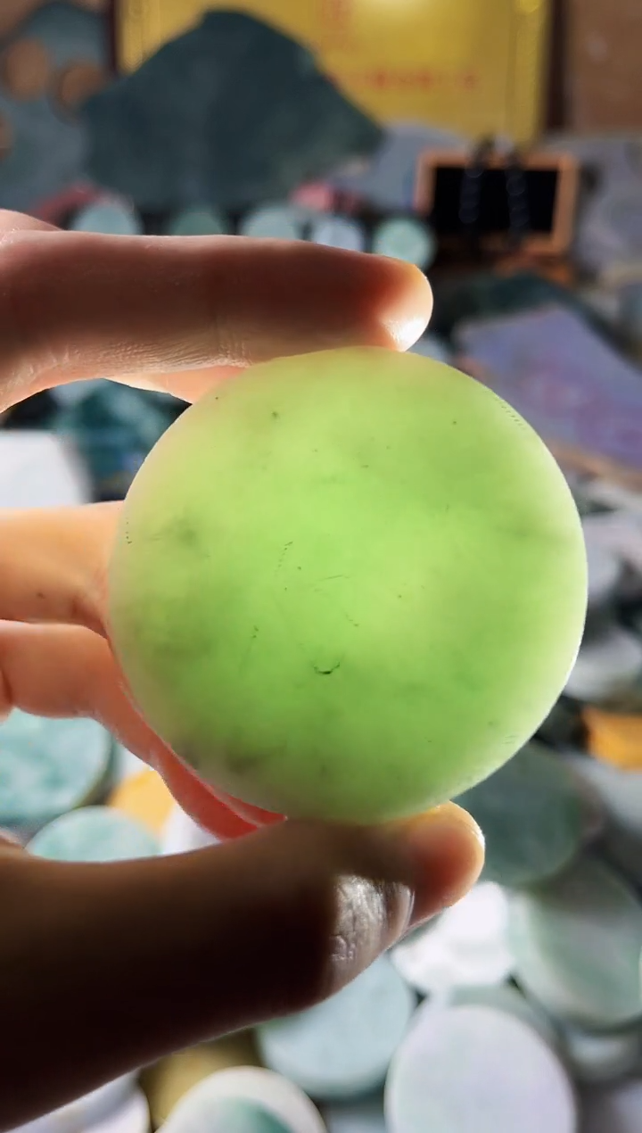 【闪购商品】翡翠颈饰未镶嵌A货吴平777