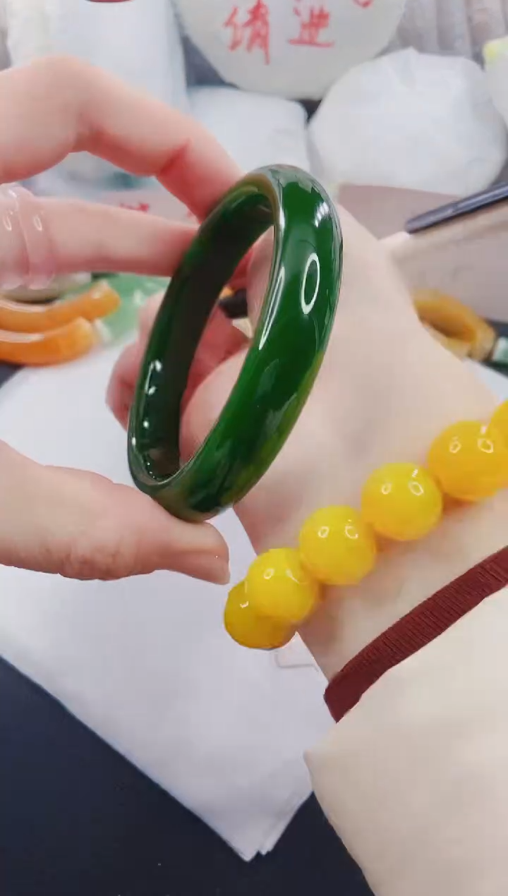 【闪购商品】石英质玉手镯未镶嵌J174-63-64