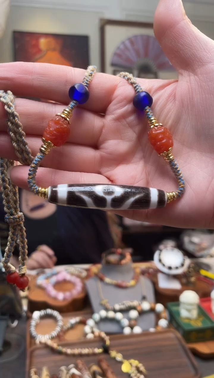 【闪购商品】椰蒂吊坠0202-35黑白贵人项链