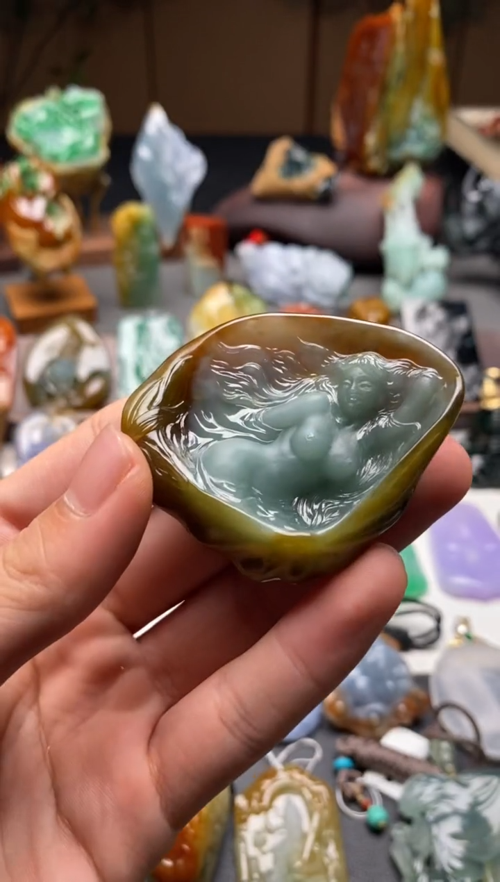 【闪购商品】翡翠颈饰未镶嵌成品