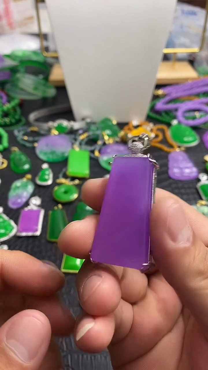 颈饰银S925镶嵌翡翠S022