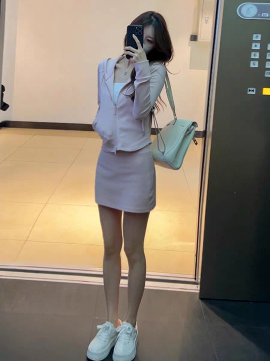 运动风轻熟风休闲风时尚套装显瘦长袖短裙套装