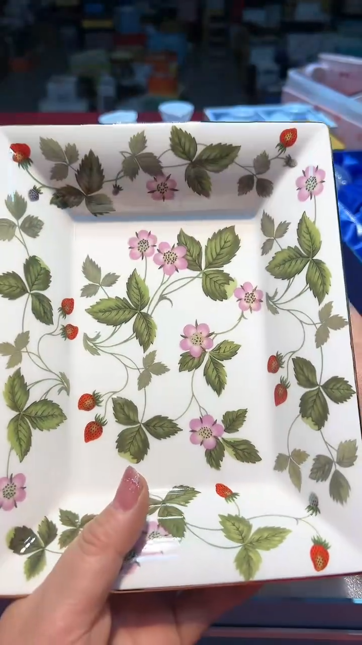 【闪购商品】瓷片锅碗瓢盆一件不剩