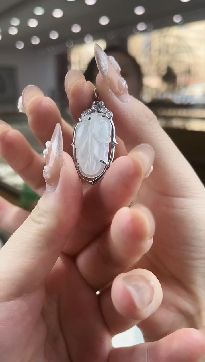 【闪购商品】翡翠吊坠(不含链)银S925镶嵌多样性发其一