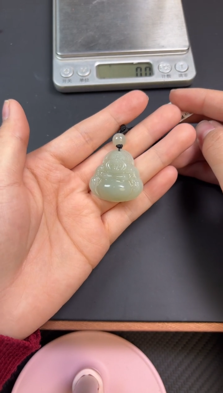 【闪购商品】和田玉吊坠(赠链)未镶嵌且末微色差近矿吊坠