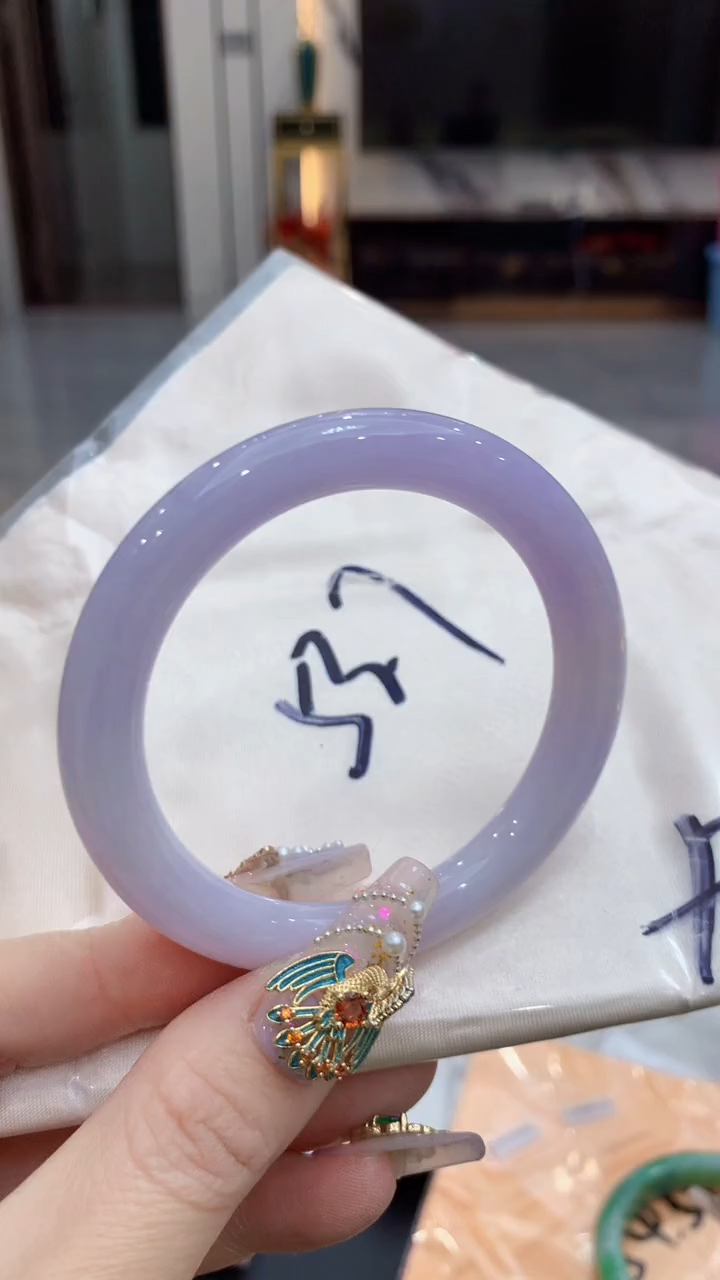 【闪购商品】翡翠手镯未镶嵌0917852603