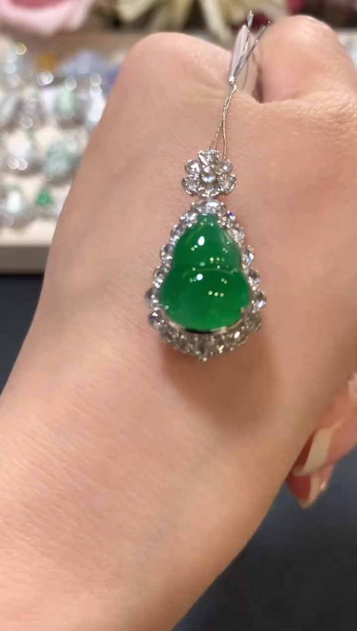 吊坠(不含链)18K金镶嵌翡翠z164   