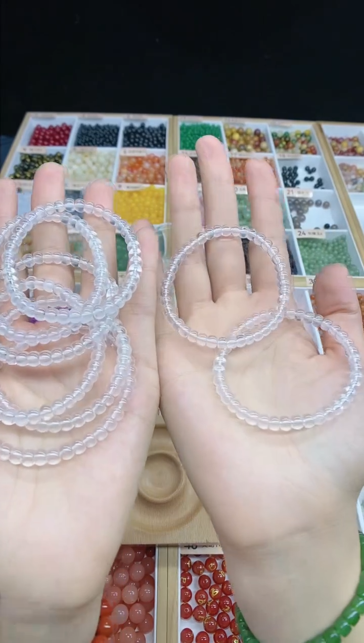 【闪购商品】水晶手串未镶嵌白水晶直切4-7多样性发一