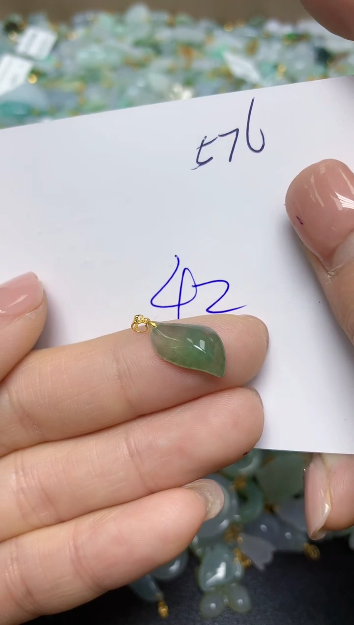 【闪购商品】翡翠挂件18K金镶嵌 天然翡翠A货