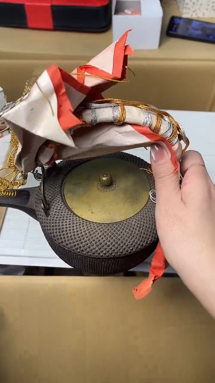 坤*中古杂项默认微瑕，满18包邮