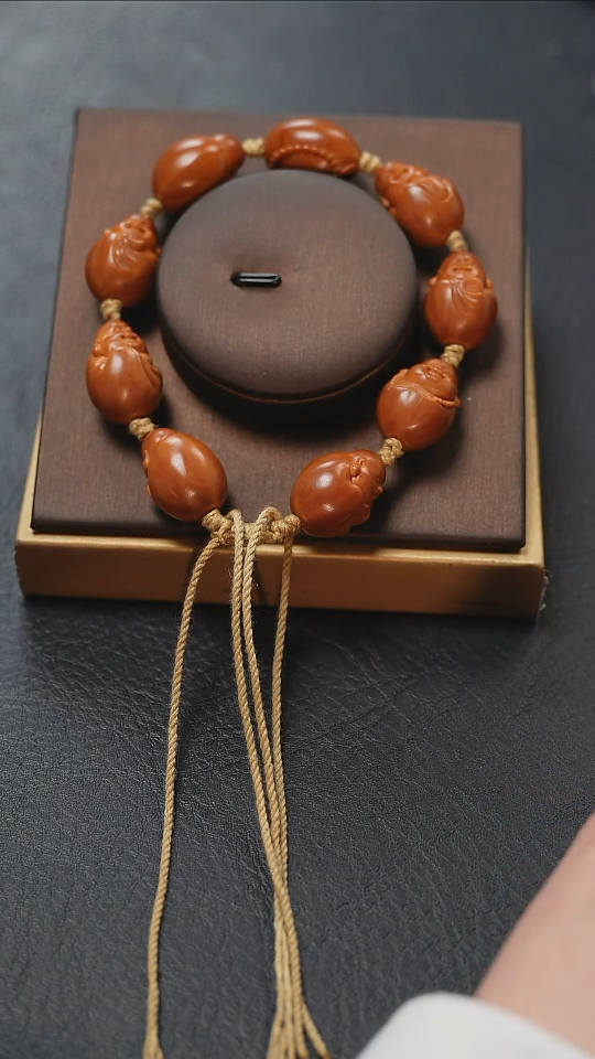 【闪购商品】橄榄核吊坠梦梦精品核雕