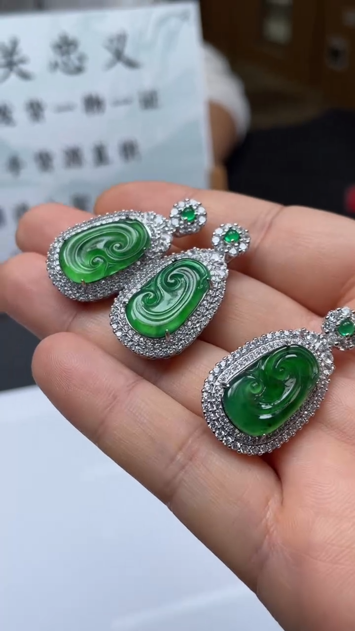 【闪购商品】翡翠颈饰未镶嵌多样性发货 （只发一件）x14